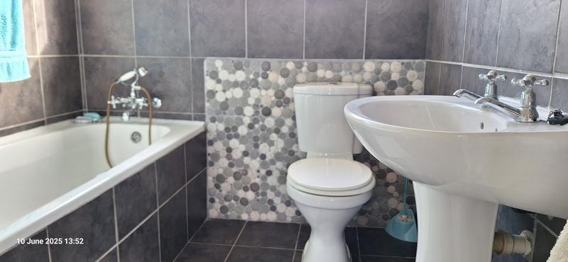3 Bedroom Property for Sale in Island View Western Cape